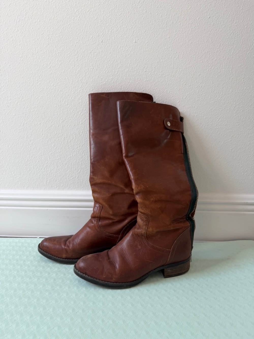 STEVE MADDEN RIDING BOOTS
